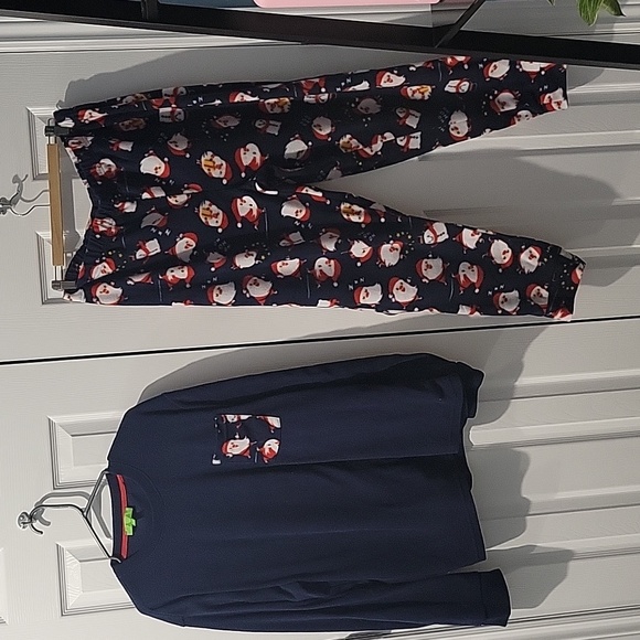 Other - ⚫️Men christmas pajamas size large